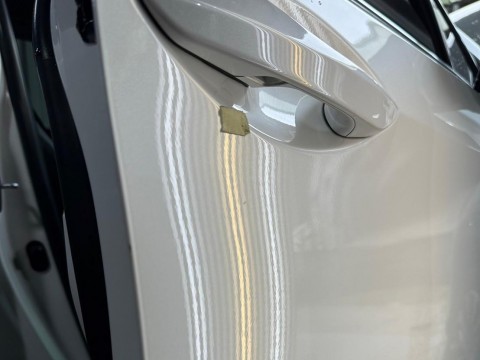 車門凹痕修復后